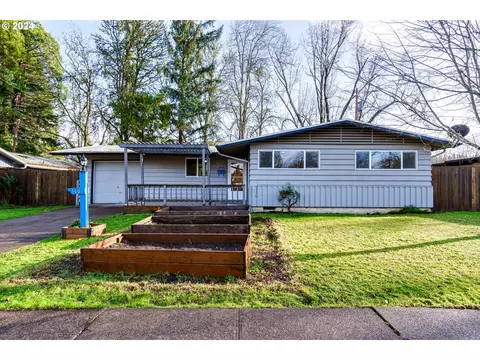 560 E 36th Ave, Eugene, OR 97405