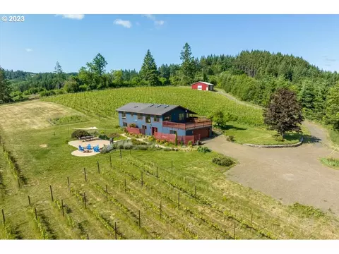 5665 SW Hergert Rd, Cornelius, OR 97113