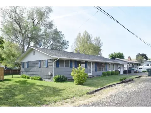 1822 SW 44th St, Pendleton, OR 97801