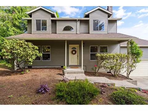 3535 SW Pomona St, Portland, OR 97219