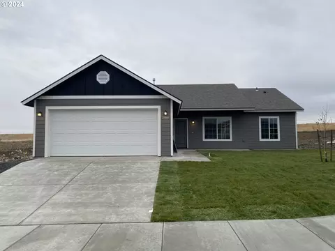 2968 Quail Ave, Umatilla, OR 97882