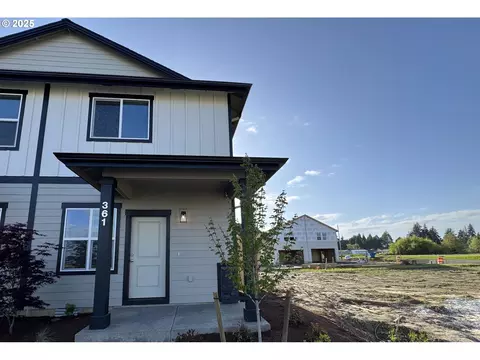 361 SE Kitzmiller Dr, Dallas, OR 97338