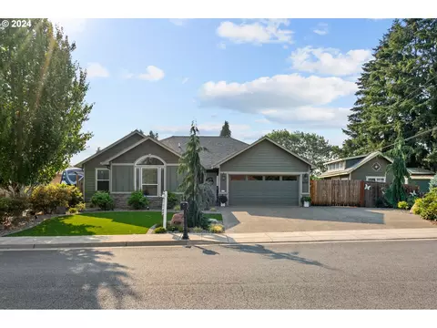 6033 Lillian St SE, Salem, OR 97306