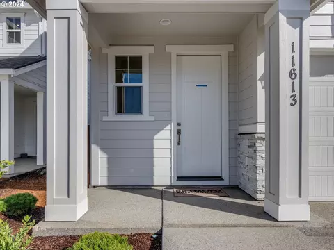 11613 NE 136th Ave, Brush Prairie, WA 98606