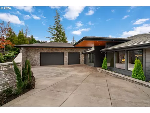 2304 NW 84th Loop, Vancouver, WA 98665