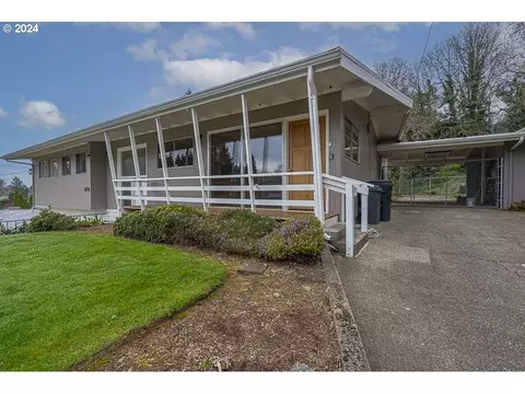 3876 Seneca Ave SE, Salem, OR 97302