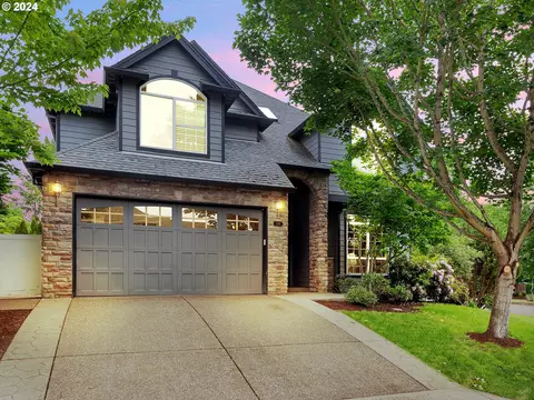 1298 SE 63rd Ln, Hillsboro, OR 97123