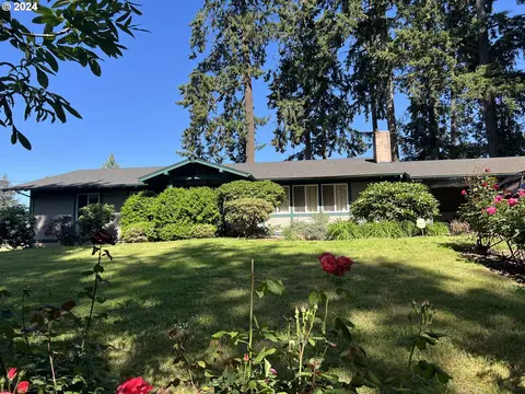 17110 Hardel Ct, Woodburn, OR 97071