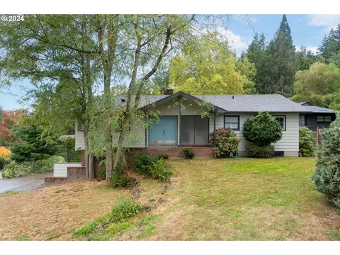 4425 SW Dosch Rd, Portland, OR 97239