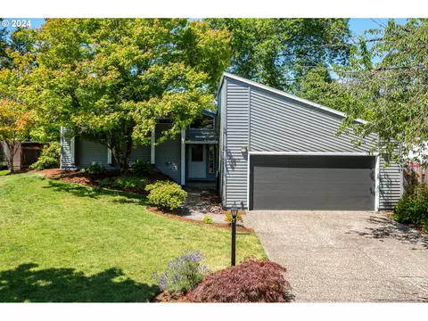 7925 SW Sorrento Rd, Beaverton, OR 97008