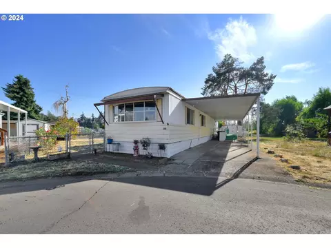 5335 Main St #233, Springfield, OR 97478