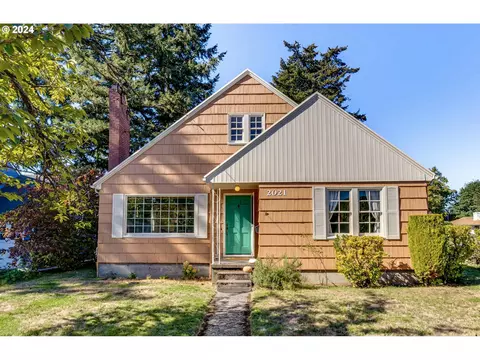 2021 NE 92nd Ave, Portland, OR 97220