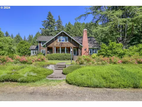 36245 Wagner Ln, Cottage Grove, OR 97424