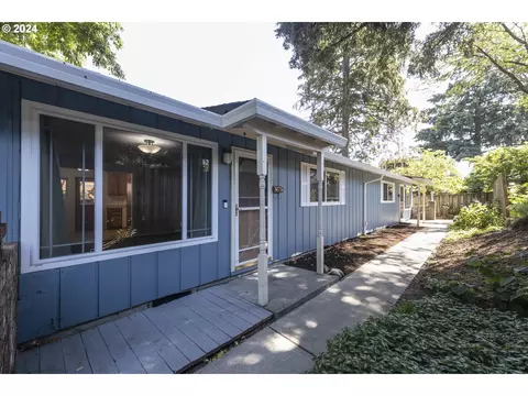 27442746 SE 33rd Pl, Portland, OR 97202