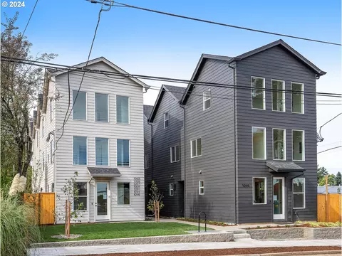 5303 NE 75th Ave #3, Portland, OR 97218