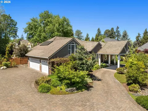 3271 NE Jackson Road Loop, Hillsboro, OR 97124