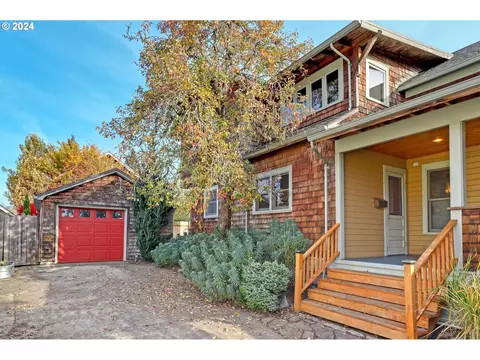 2051 N Emerson St, Portland, OR 97217