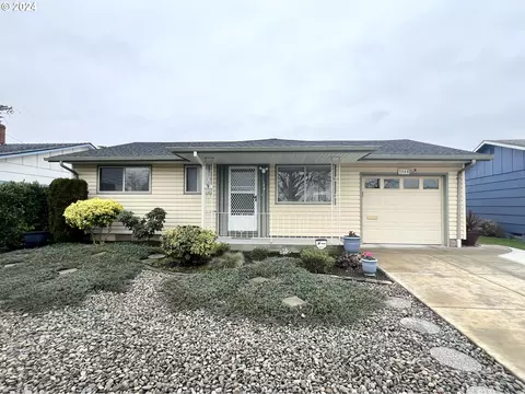 1644 Astor Way, Woodburn, OR 97071