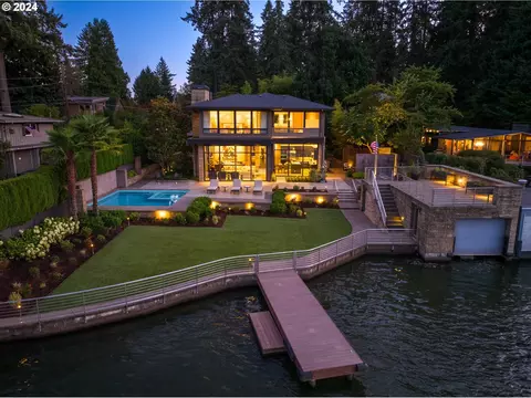 16819 Allen Rd, Lake Oswego, OR 97035