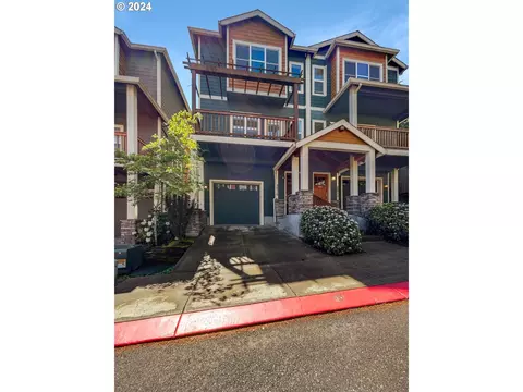 5215 SW Shattuck Rd, Portland, OR 97221
