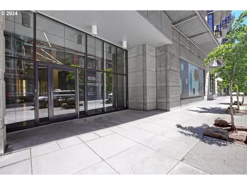 1030 NW 12th Ave #322, Portland, OR 97209