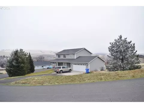 406 W Mill St, Weston, OR 97886
