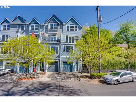 8225 N Edison St, Portland, OR 97203