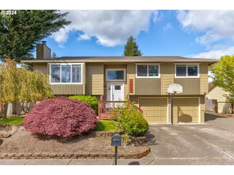 17785 SW Sumac Ln, Beaverton, OR 97007