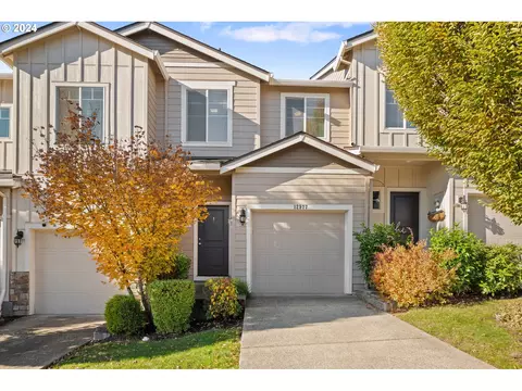 12977 SE 156th Ave, Happy Valley, OR 97086