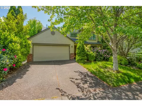 15138 NW Fawnlily Dr, Portland, OR 97229