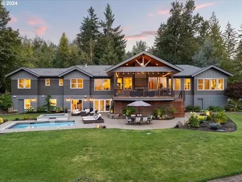 17575 S Big Sky Way, Oregon City, OR 97045