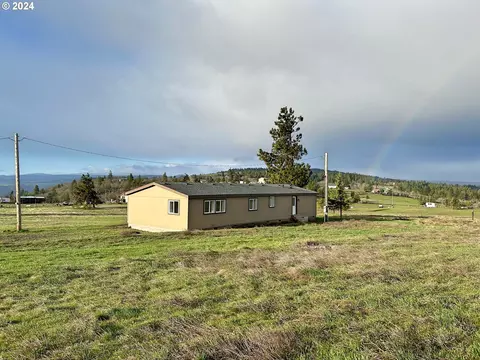 2281 Mountain View Dr, The Dalles, OR 97058