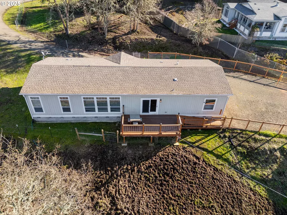  320 Cegavske Ln, Roseburg, OR 97470 photo 33