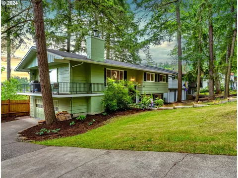 445 Kingswood Ave, Eugene, OR 97405