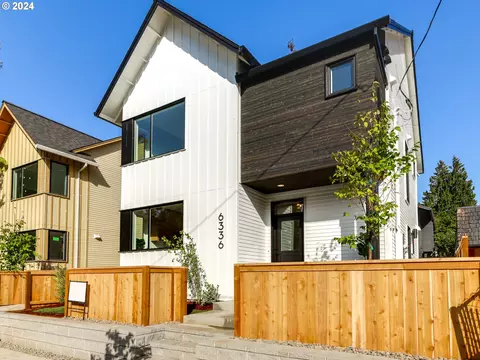 4760 NE 40th Ave #A, Portland, OR 97211