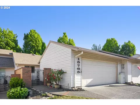 15765 SW Greens Way, Tigard, OR 97224