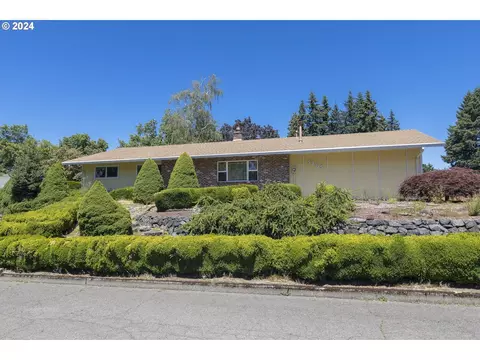 5865 SE Lloyd St, Milwaukie, OR 97222