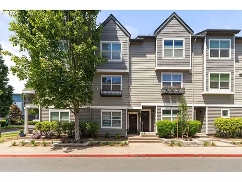 1726 SE Halyard Ln, Vancouver, WA 98661