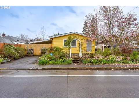 540 W 18th Ave, Eugene, OR 97401