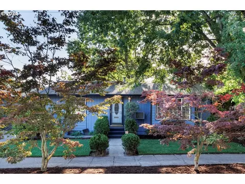 9216 N Calhoun Ave, Portland, OR 97203