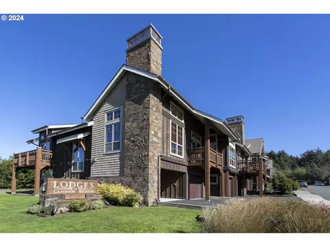 132 E Surfcrest Ave #A-2, Cannon Beach, OR 97110