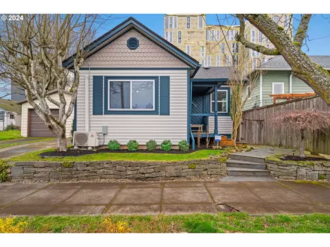 1215 N Church St, Portland, OR 97217