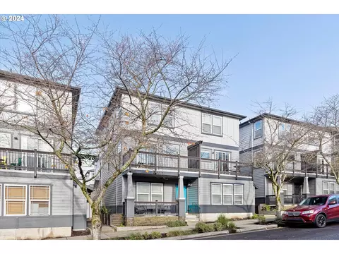 6727 N Salem Ave, Portland, OR 97203