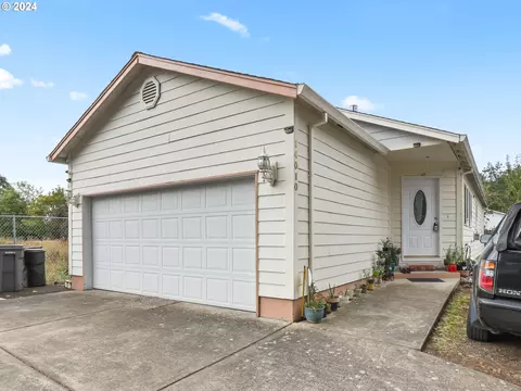 14010 SE Stark St, Portland, OR 97233