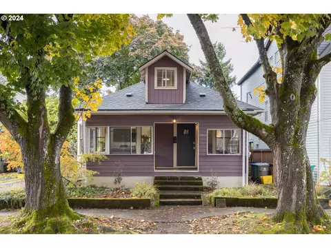 3943 SE 28th Pl, Portland, OR 97202