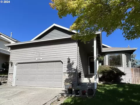 3083 SW Corbeth Ln, Troutdale, OR 97060