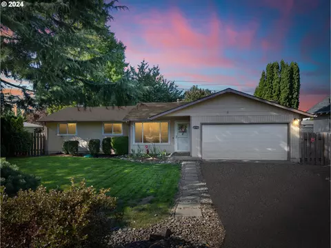21733 NE Halsey St, Fairview, OR 97024
