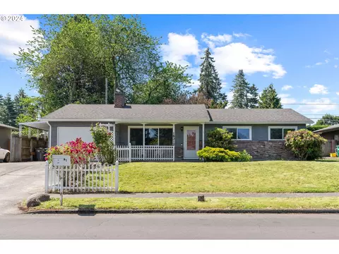 14312 NE Knott St, Portland, OR 97230
