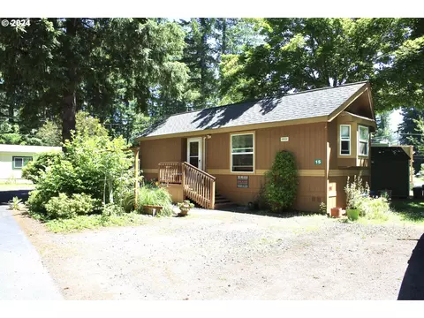 44221 Mckenzie Hwy, Leaburg, OR 97489