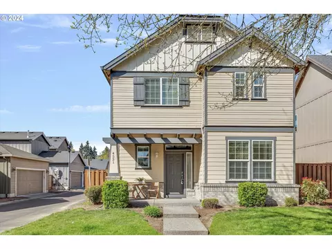 4531 SE Olivewood St, Hillsboro, OR 97123